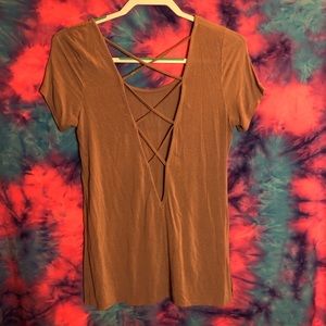 🦋Charlotte Russe mocha-colored tee w/open-back